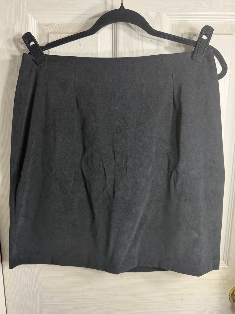Briggs New York Black Mini Skirt - Suede-Look A-Like - 12 - Vintage
